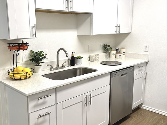 2nd image of 15505 Hillcrest Rd #1054