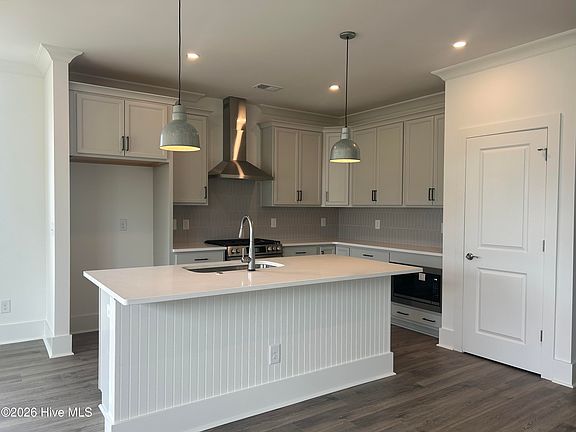 3rd image of 5313 Sunfish Lane