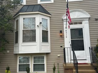 6312 Gun Mount Ct, Centreville, VA 20121