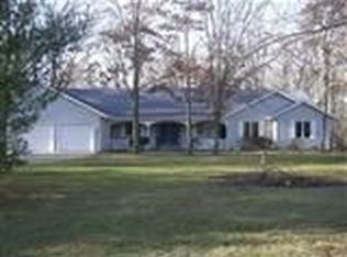 55275 S Thompson Ln, Three Rivers, MI 49093