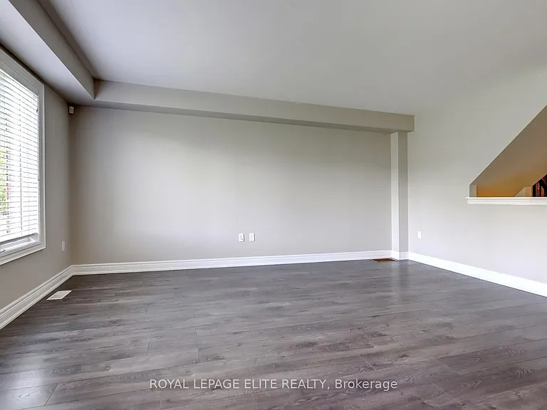 8025 Cole Ct — Photo 10