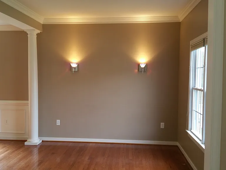 2740 Parview Way — Photo 7