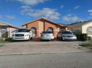 2659 W 68th Pl, Hialeah, FL 33016
