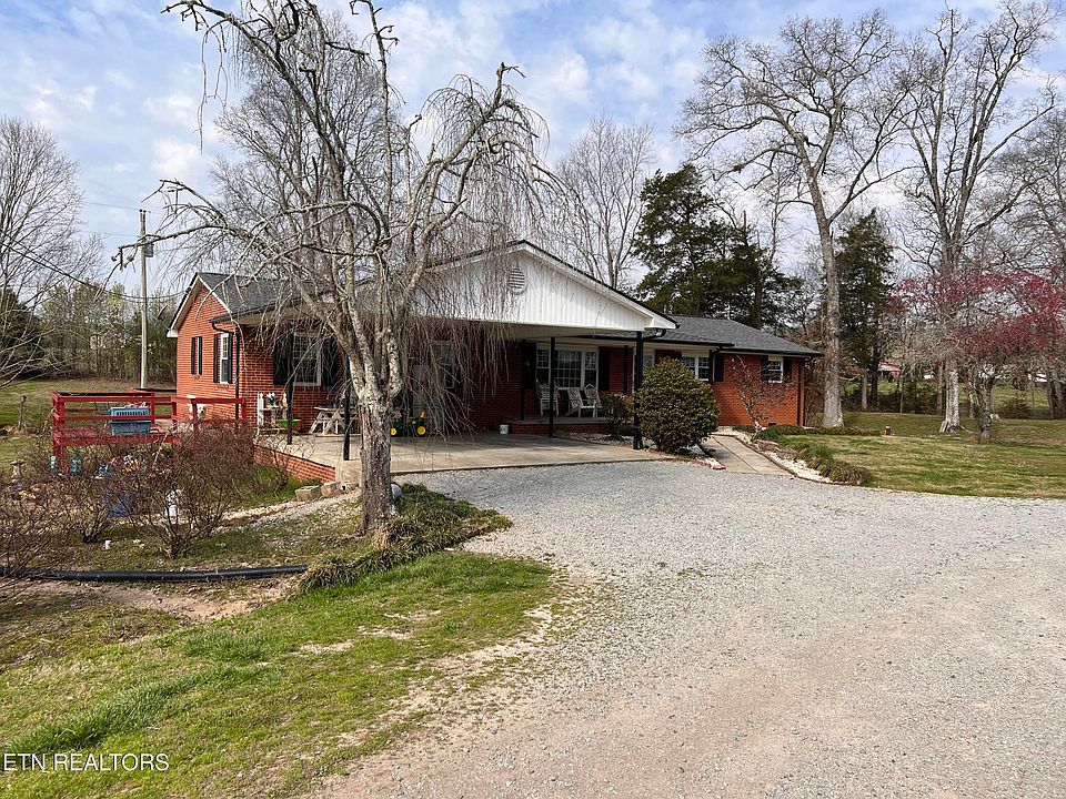 2nd image of 110 Hughes Ln