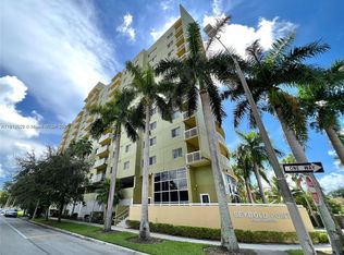 816 NW 11th St APT 1208, Miami, FL 33136