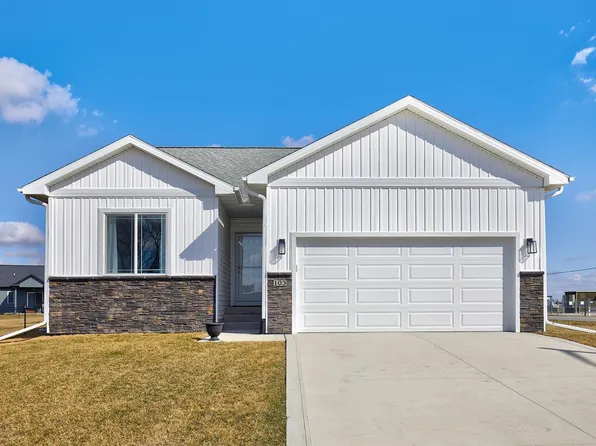 103 All Saints Dr, Stuart, IA 50250