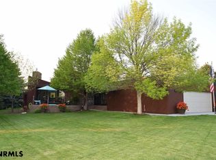 1405 Meadowlark Dr, Scottsbluff, NE 69361
