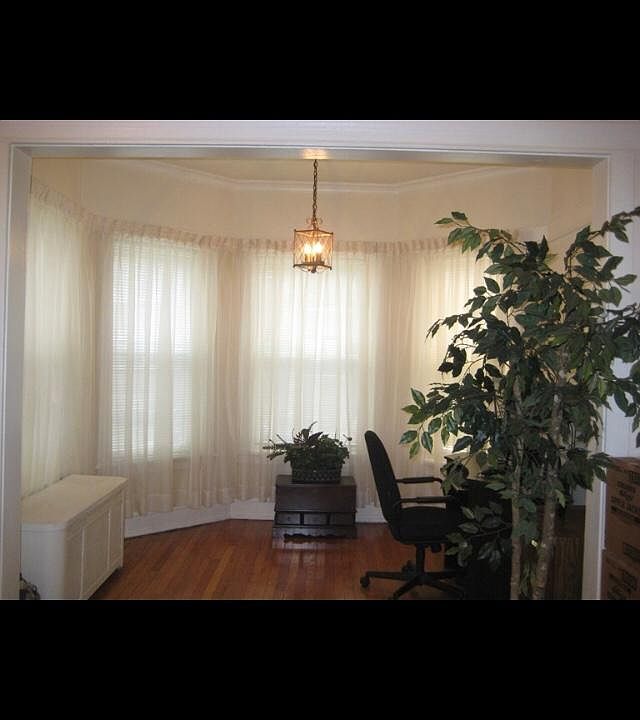 1st image of 6531 N Greenview Ave