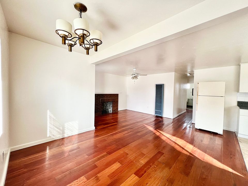 1st image of 451 27th St #451