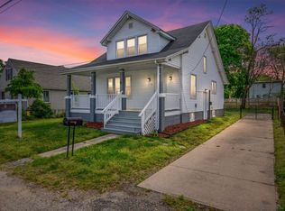 6 Queen Anne Rd, Glen Burnie, MD 21060