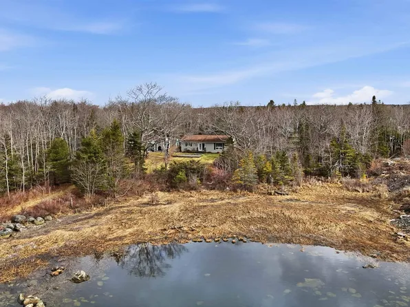 1850 Lawrencetown Rd, Halifax, NS B2Z 1C4