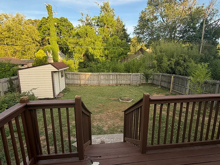 308 E Quincy Ave — Photo 22