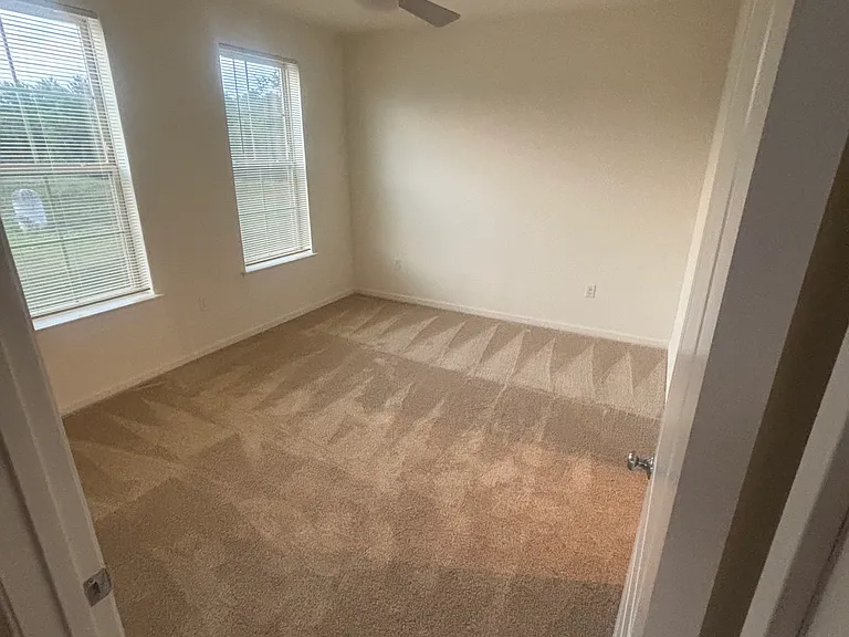 164 Huntwellwest Blvd #1 — Photo 6