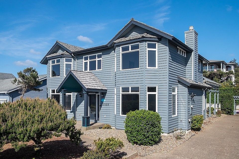 1st image of 3105 NW Oceania Dr