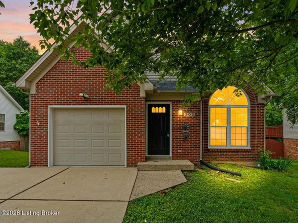 203 Woodfield Cir, Shelbyville, KY 40065