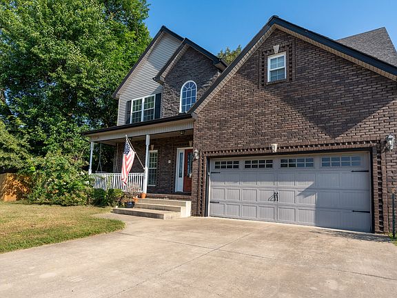 4th image of 719 Ellie Nat Dr