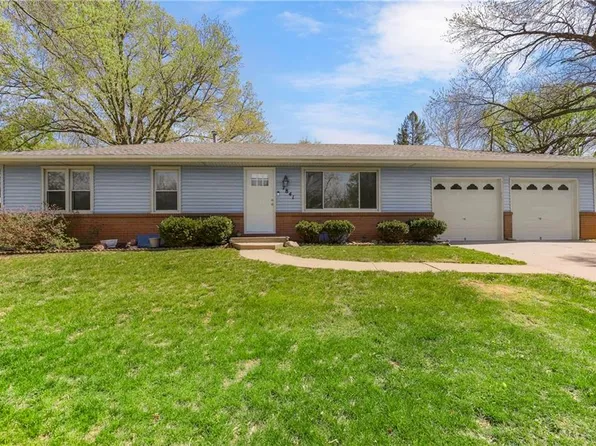 7841 N Baltimore Ave, Gladstone, MO 64118