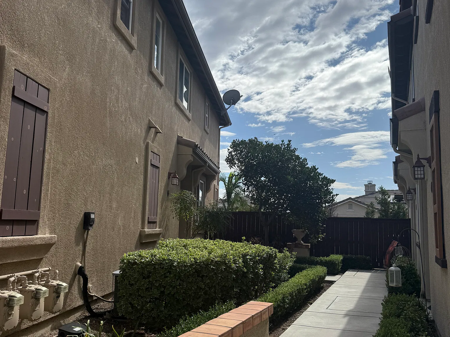 2 bed, 1244 sqft, $3,100 — Photo 2