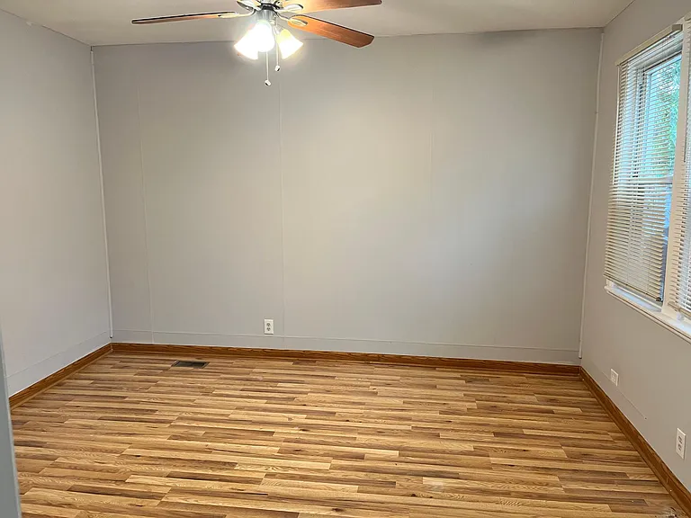 Living Room North Facing
