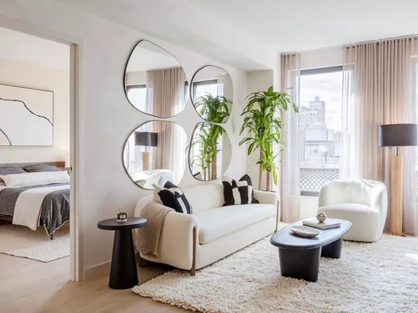 243 West 28th Street image 1 of 18
