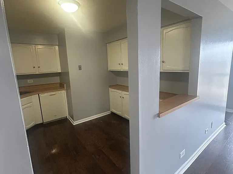 169 Gregory St #13 — Photo 5