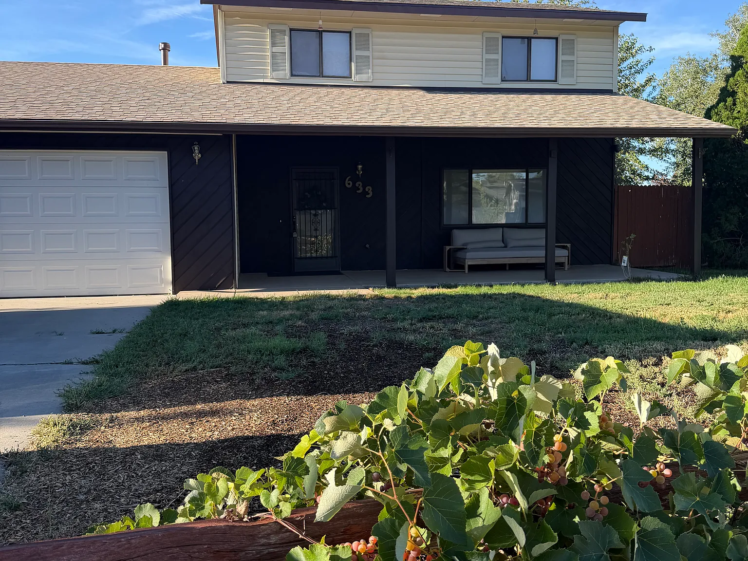 3 bed, 2.5 bath, 1667 sqft, $2,800 — Photo 2