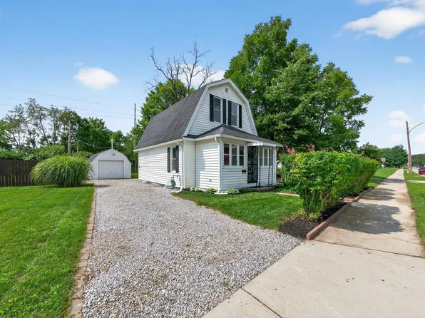 423 Fairmount Ave, Mishawaka, IN 46545