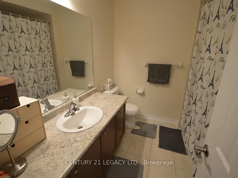 420 Linden Dr #2 — Photo 16