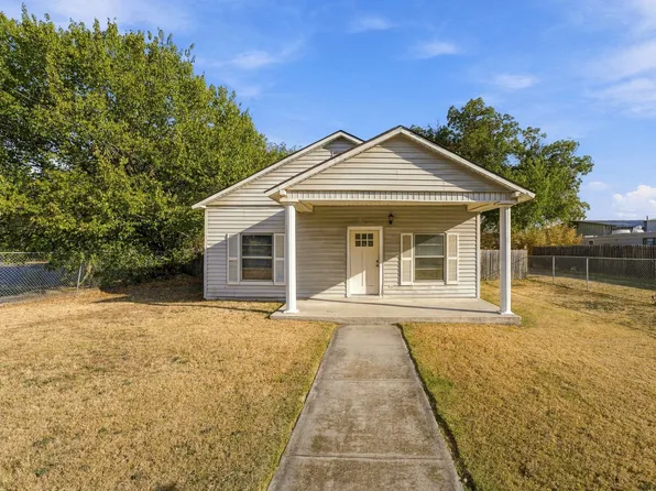 503 E Main St, Decatur, TX 76234