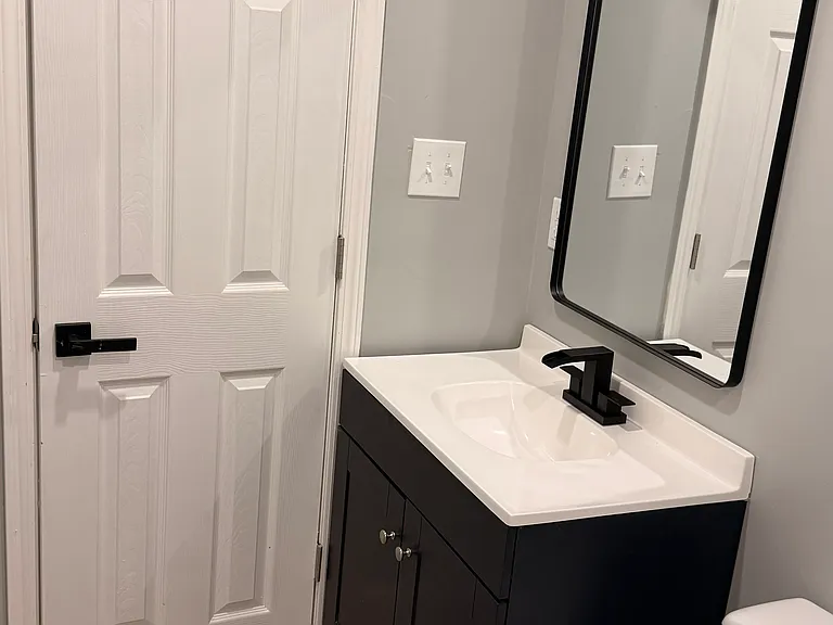 708 Reynolds Ave — Photo 8
