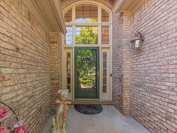 3rd image of 9383 Timberline Ct