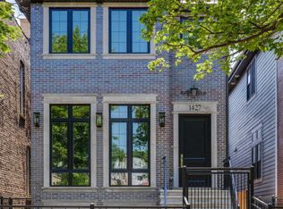 1427 W Belle Plaine Ave, Chicago, IL 60613