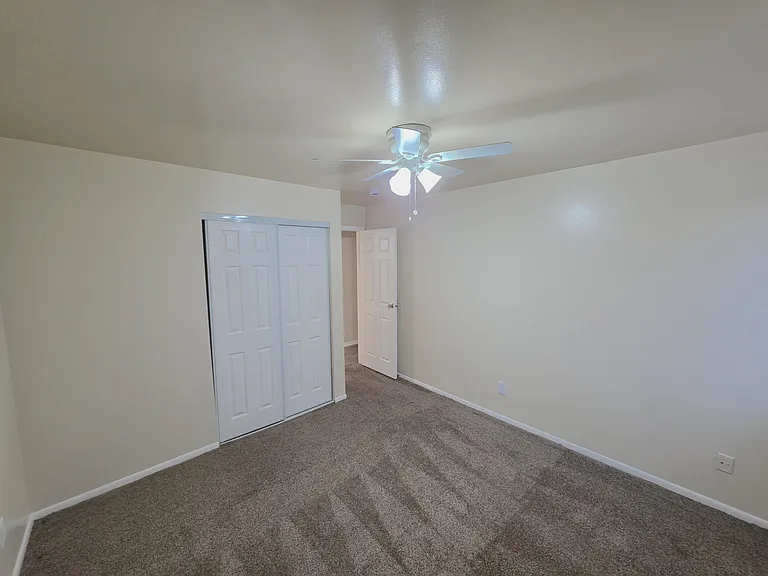 Aspen Leaf Apartments — Photo 7