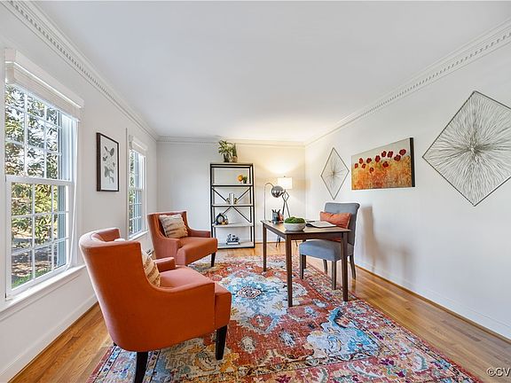 5th image of 9605 Saint Regis Ct
