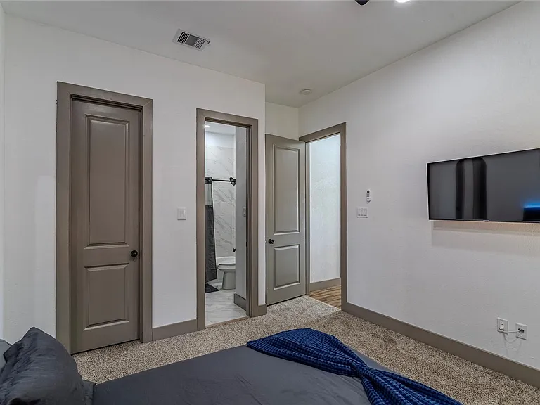 5901 Crest Ct #A — Photo 14