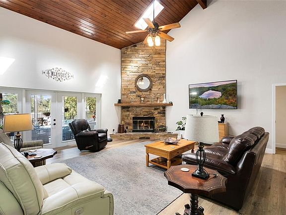 4th image of 299 Lake Griffin Cir