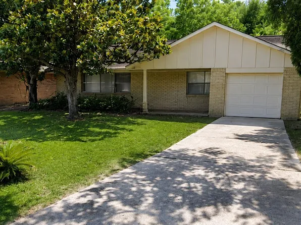 3005 Somerset Ave, Texas City, TX 77590