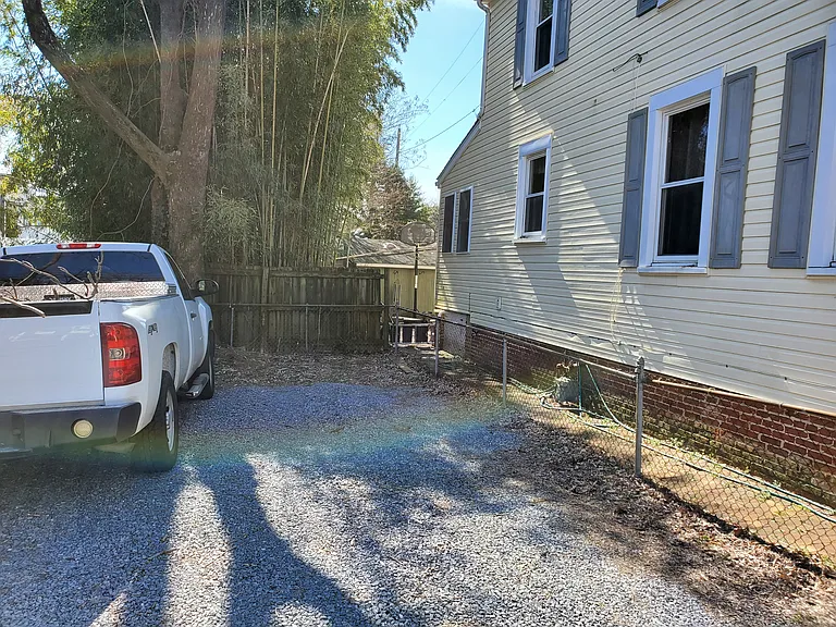 43 Madison Pl — Photo 12