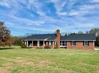 4748 Friendship Patterson Mill Rd, Burlington, NC 27215