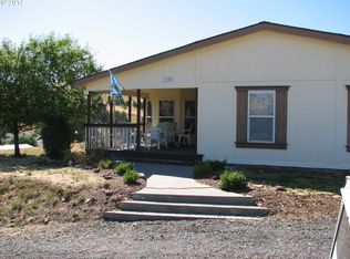 1225 Adams St, Fossil, OR 97830