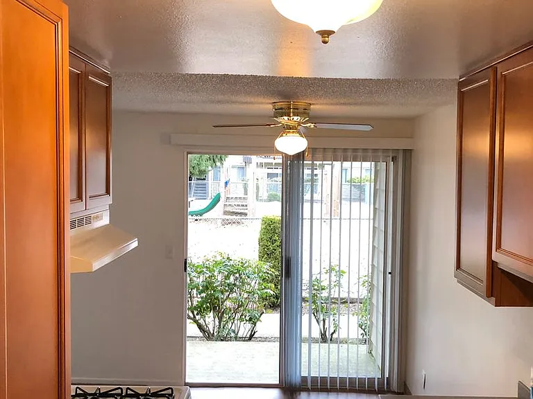 Shannon South Apartments — Photo 7