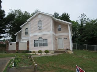 894 Salem Pointe Ln, Winston Salem, NC 27101