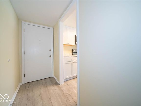 3rd image of 315 Elmead Ct APT 1016