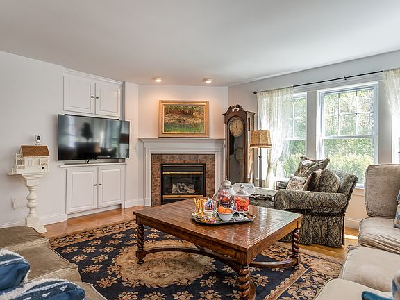 409 East Hyerdale Drive