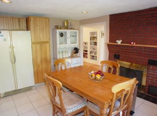 252 Beacon St, Andover, MA 01810