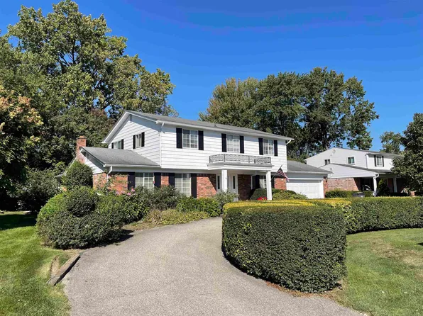 37987 Reimold St, Harrison Township, MI 48045
