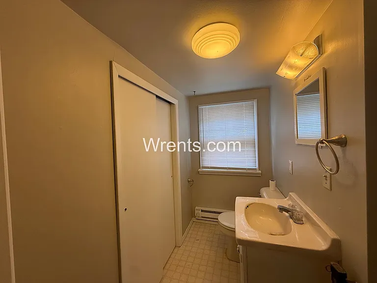1104 E 14th Ave — Photo 16