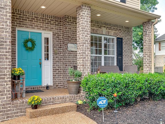 4th image of 1602 Lantana Dr