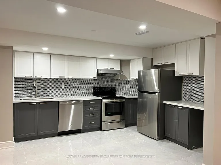 62 Eagleridge Dr — Photo 4