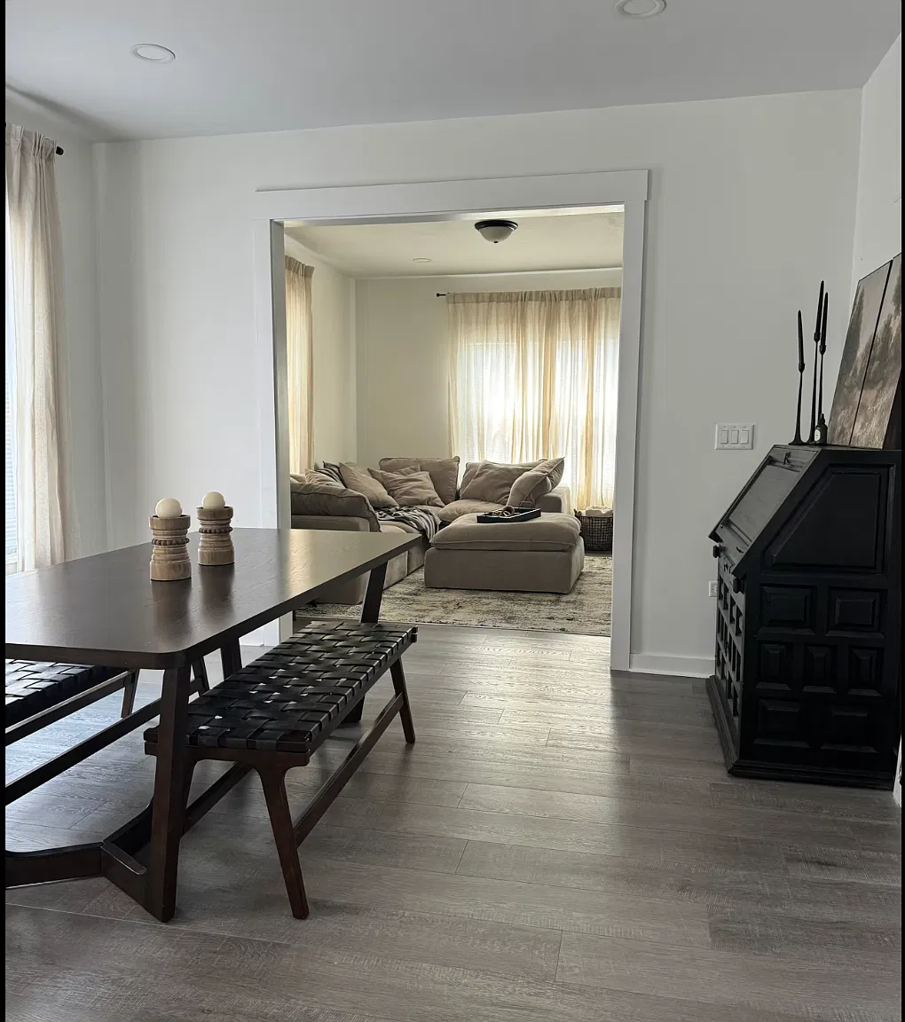 3 bed, 1450 sqft, $2,400 — Photo 1
